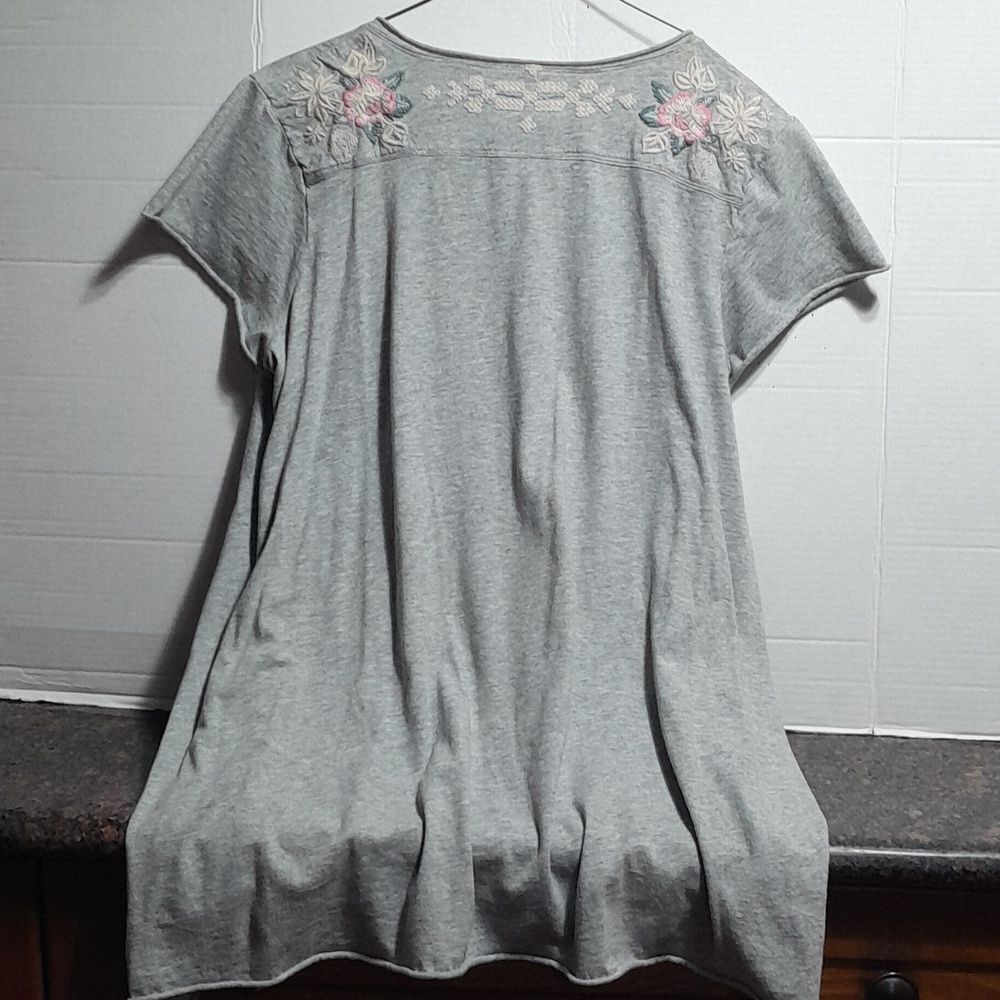 Johnny Was Gray Tee with Pink & Teal Floral Embroidery and Cream Lace - Picture 3 of 6